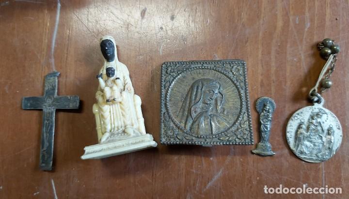 Antig&uuml;edades: Lote de varias piezas religiosas - Foto 4