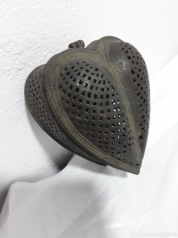 Antig&uuml;edades: Caja coraz&oacute;n, bronce - Foto 3