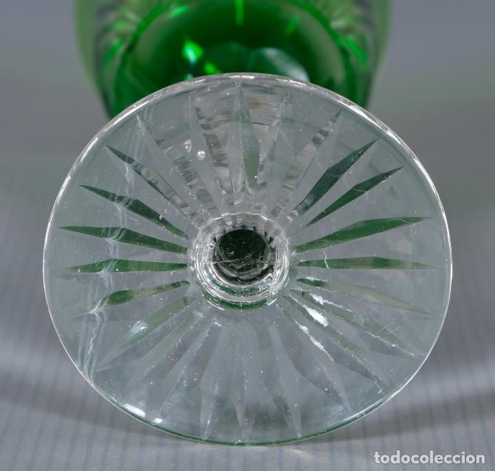 Antig&uuml;edades: Copa en Cristal tallado verde y blanco - Foto 2