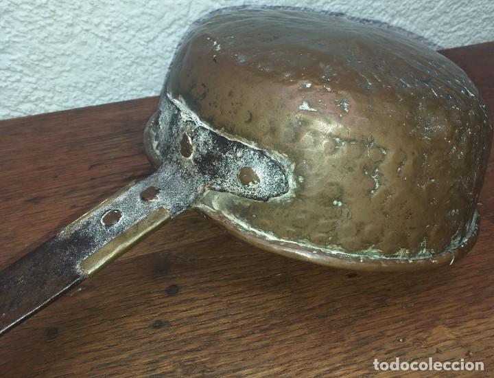 Antig&uuml;edades: SART&Eacute;N DE COBRE MANGO DE HIERRO SIGLO XIX - Foto 9