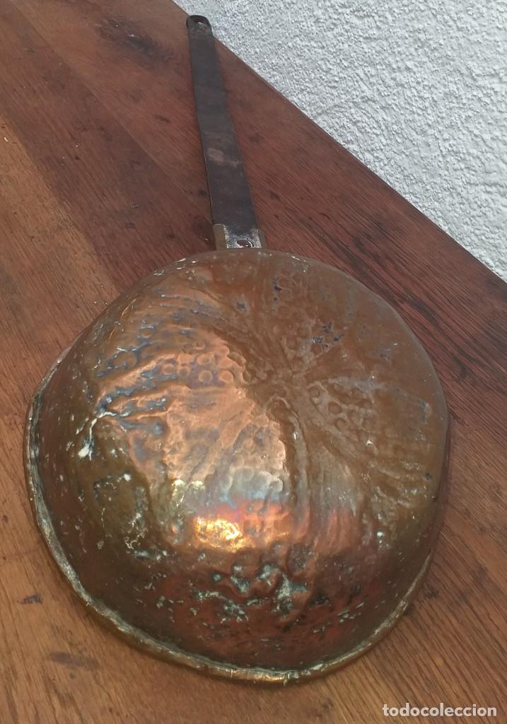 Antig&uuml;edades: SART&Eacute;N DE COBRE MANGO DE HIERRO SIGLO XIX - Foto 10