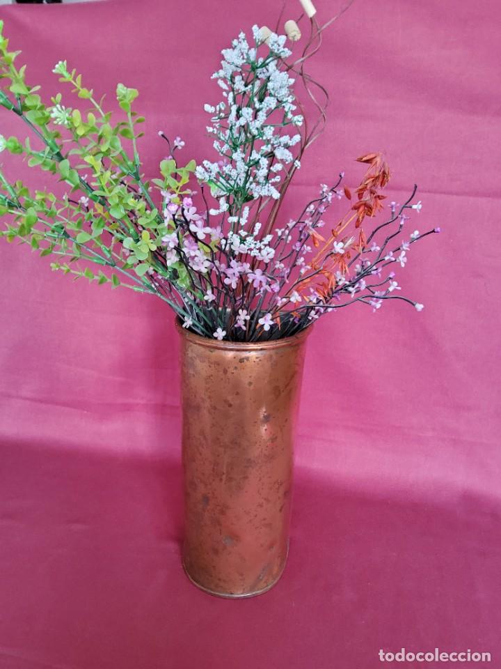 Antig&uuml;edades: ANTIGUO RECIPIENTE DE COBRE IDEAL COMO FLORERO - Foto 1