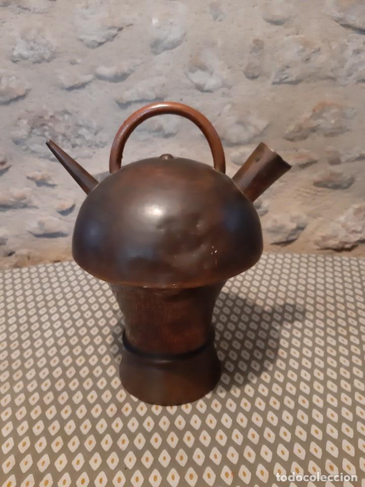 Antig&uuml;edades: ANTIGUO BOTIJO CATALAN DE COBRE - Foto 1