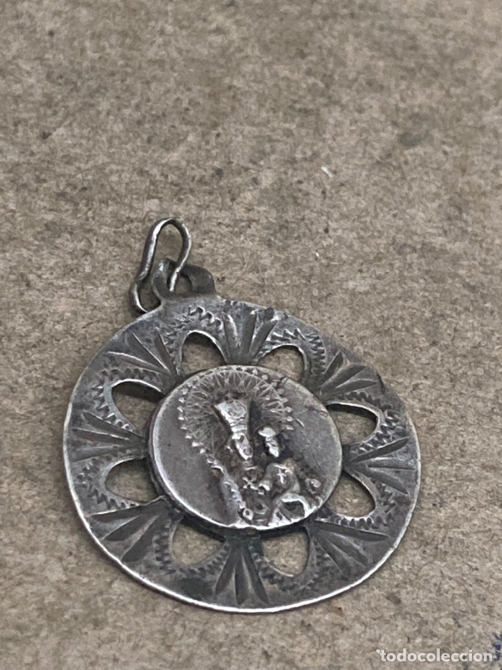 Antig&uuml;edades: Medalla de plata religiosa - Foto 1