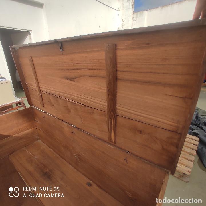 Antig&uuml;edades: arcon de madera - Foto 7