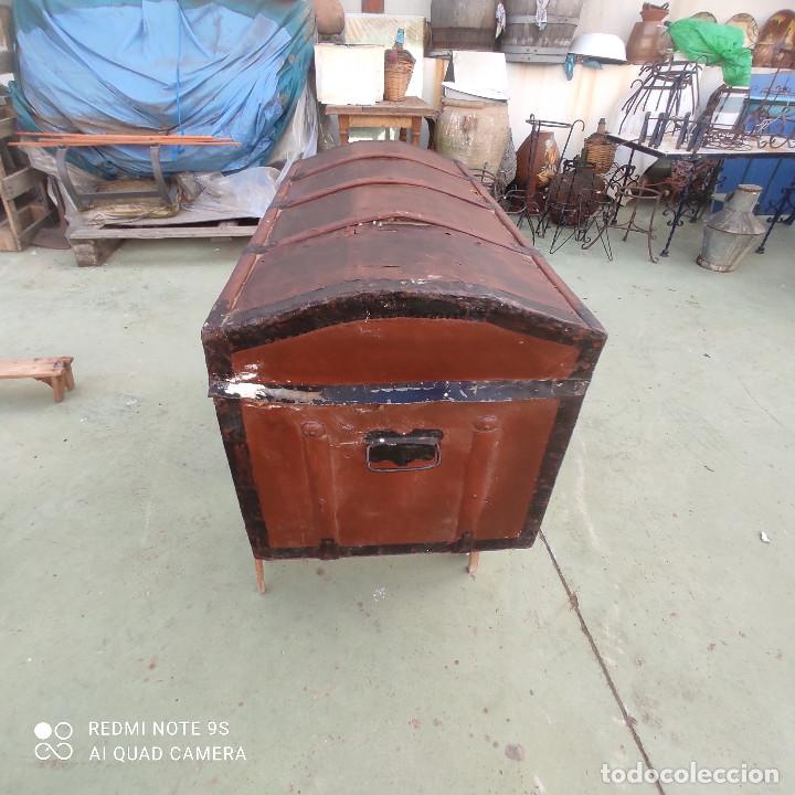 Antig&uuml;edades: baul antiguo - Foto 3