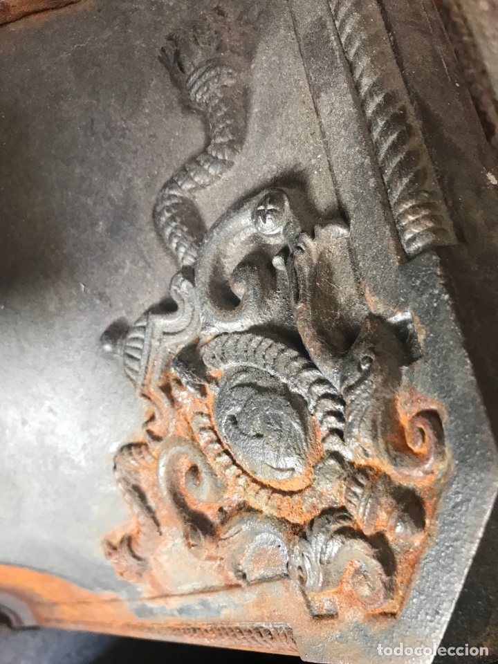 Antig&uuml;edades: Estufa Salamandra de hierro - Foto 4