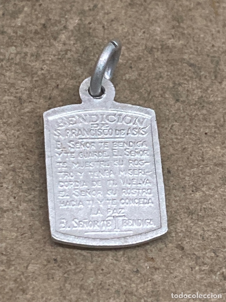 Antig&uuml;edades: Medalla de metal - Foto 2