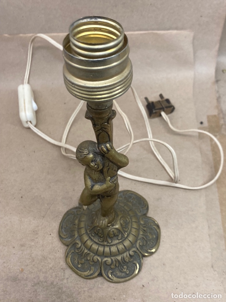Antig&uuml;edades: L&aacute;mpara de bronce antigua - Foto 1