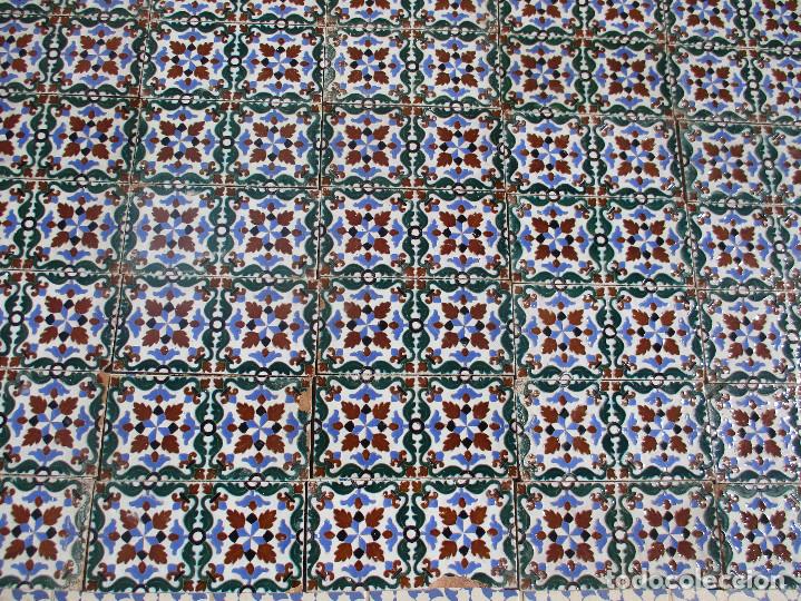 Antig&uuml;edades: Panel de 30 azulejos Ramos Rejano - Foto 2