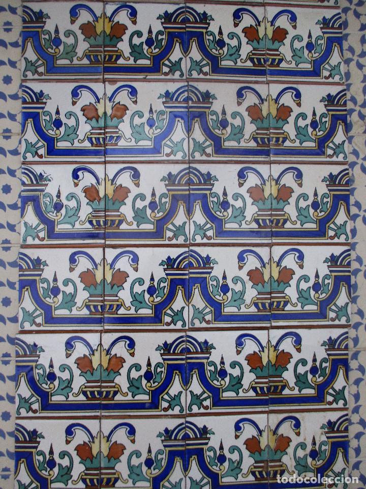 Antig&uuml;edades: Panel 24 azulejos Casa Gonzalez - Foto 1