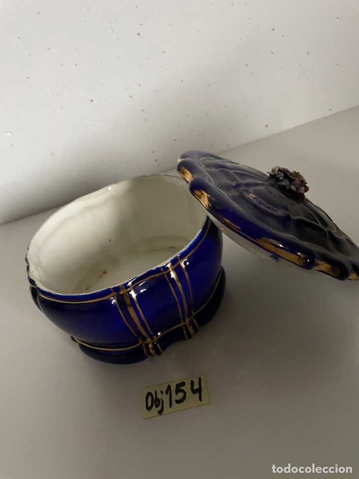Antig&uuml;edades: Bombonera de porcelana - Foto 2
