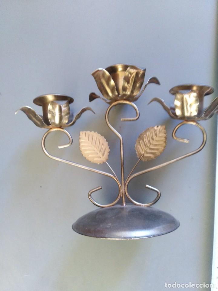 Antig&uuml;edades: Antiguo candelabro, metal (866) - Foto 2