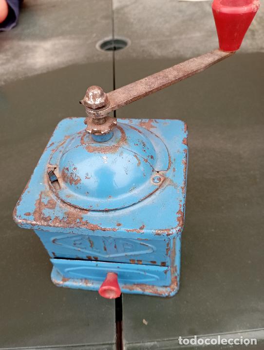 Antig&uuml;edades: Antiguo molinillo de caf&eacute; elma original metal a&ntilde;os 60S.
