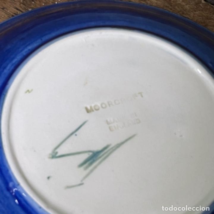 Antig&uuml;edades: Plato de Moorcroft de 18cm de di&aacute;metro - Foto 5