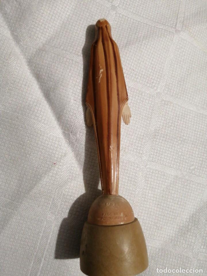 Antig&uuml;edades: VIRGEN F&Aacute;TIMA RESINA, 13 CM - Foto 3