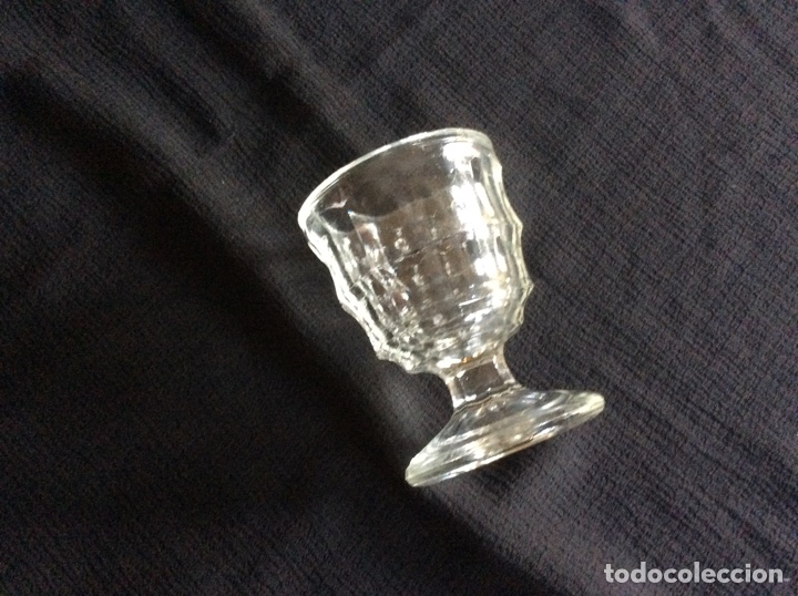 Antig&uuml;edades: Copa cristal prensad - Foto 1