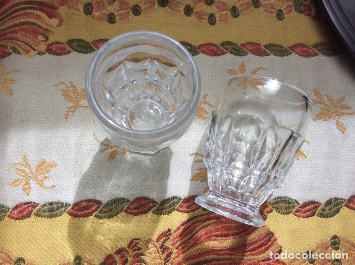 Antig&uuml;edades: Pareja copas cristal prensado - Foto 3