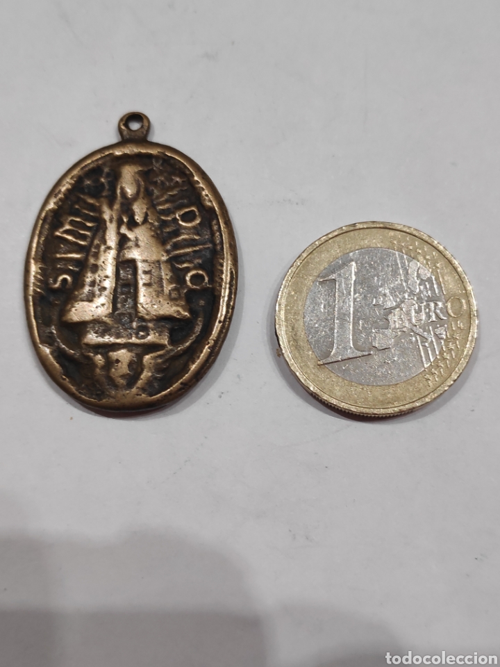 Antig&uuml;edades: Medalla de la Virgen - Foto 4