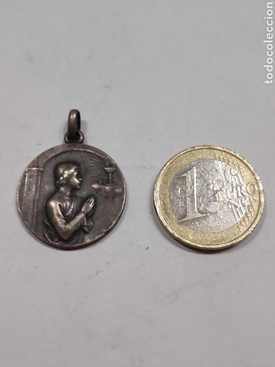 Antig&uuml;edades: Medalla de comuni&oacute;n 11 de mayo 1911 - Foto 2