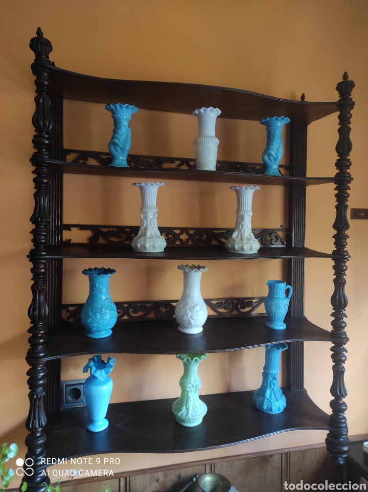 Antig&uuml;edades: Colecci&oacute;n de 11 floreros de opalina - Foto 8