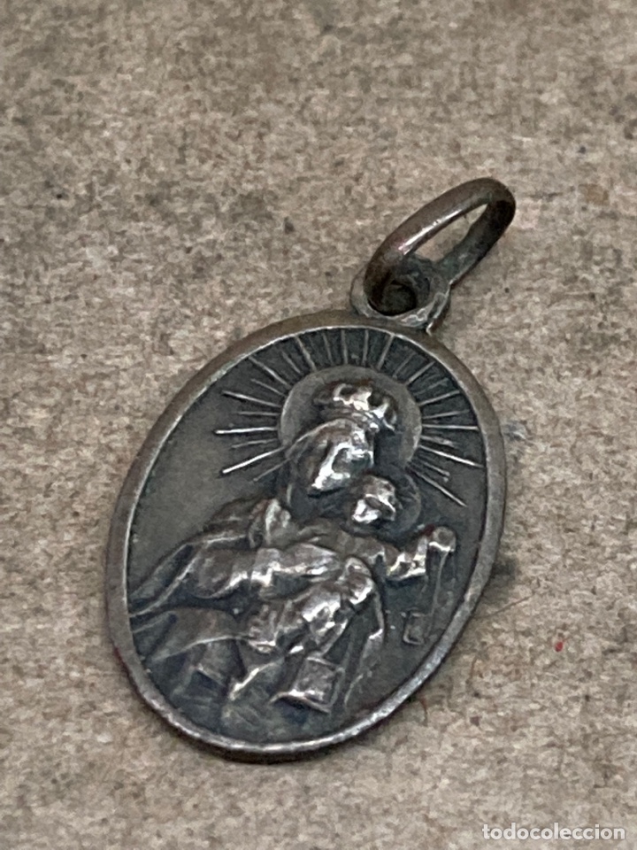 Antig&uuml;edades: Medalla de plata religiosa - Foto 2