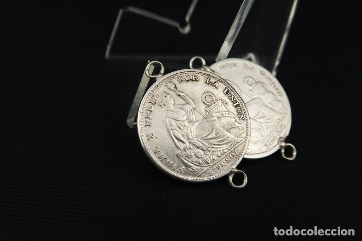 Antig&uuml;edades: Dos Antiguas monedas de plata Peru - Foto 2
