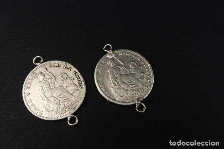 Antig&uuml;edades: Dos Antiguas monedas de plata Peru - Foto 4