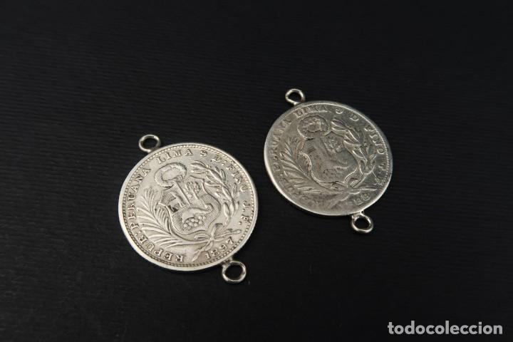 Antig&uuml;edades: Dos Antiguas monedas de plata Peru - Foto 5