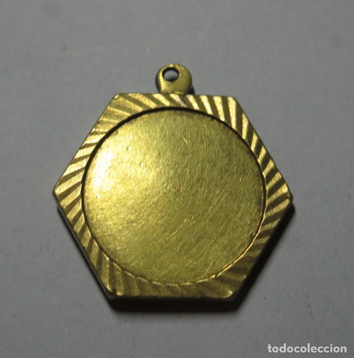 Antig&uuml;edades: MEDALLA. STMO CRISTO DE CANDAS - Foto 2