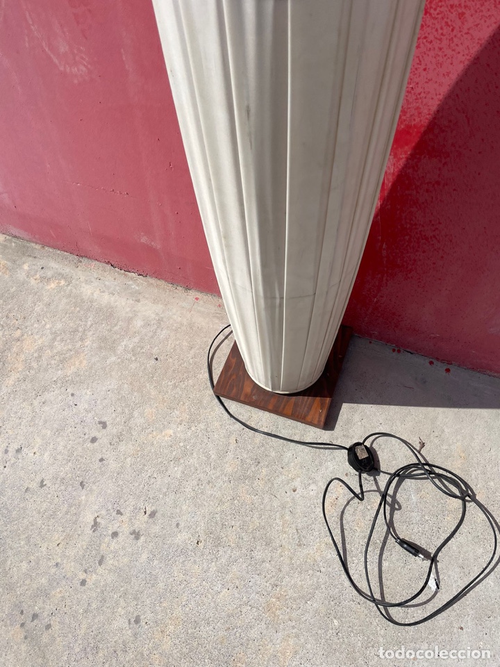 Antig&uuml;edades: L&aacute;mpara de pie antiguo - Foto 2