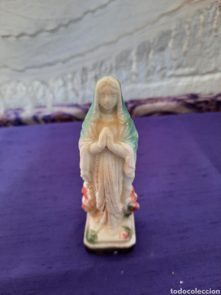 Antiguidades: Virgen Maria peque&ntilde;a antigua figura