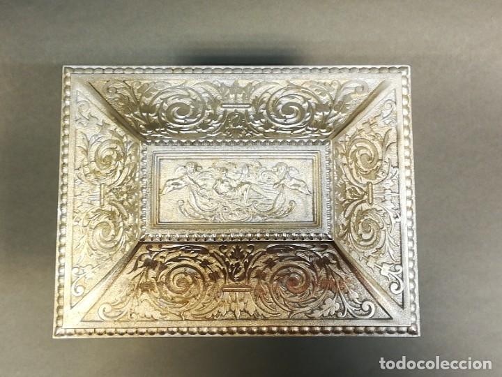 Antig&uuml;edades: COFRE JOYERO ALEMAN MUSTERSCHULTZ CON BA&Ntilde;O DE PLATA - Foto 2