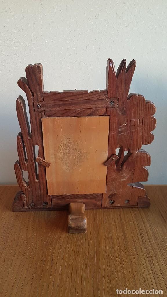 Antig&uuml;edades: PAREJA DE MARCOS DE MADERA MACIZA - Foto 4