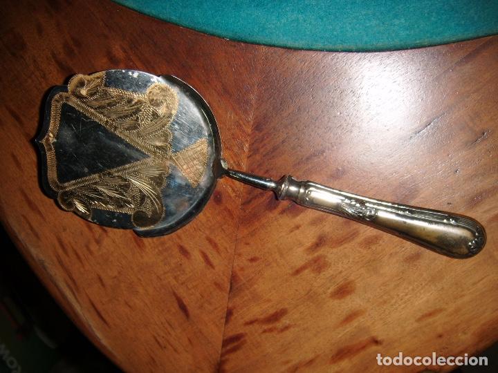 Antig&uuml;edades: Pala antigua de servir planteles - Foto 1