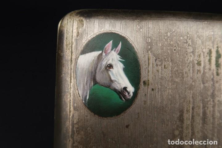 Antig&uuml;edades: Antigua Pitillera de Alpaca Plateada con Esmalte - Foto 2