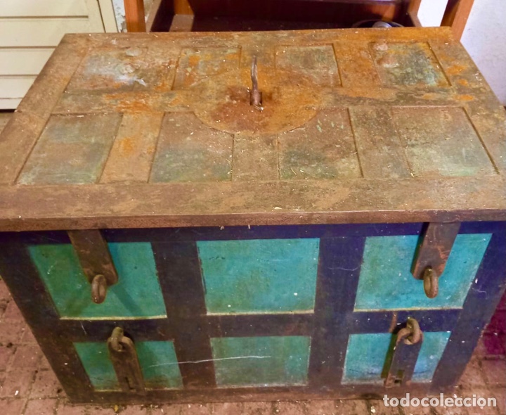 caja fuerte grande marca hector antigua caja se - Buy Other antique objects  on todocoleccion