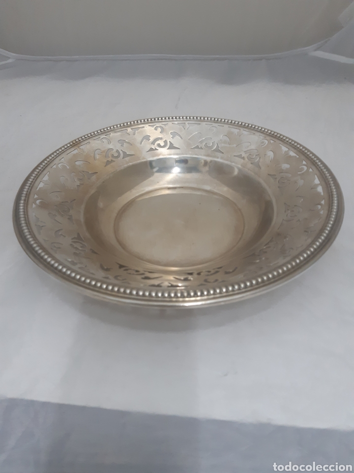 Antig&uuml;edades: Dos centros de mesa en metal plateado - Foto 3