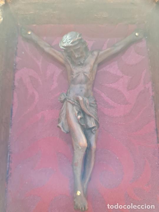 Antig&uuml;edades: RETABLO CRUCIFICADO DE SOBREMESA - Foto 5