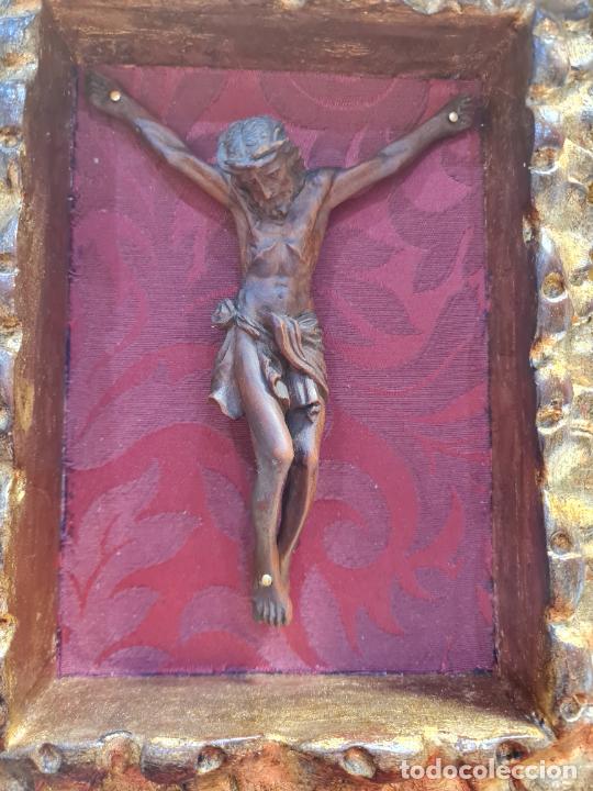 Antig&uuml;edades: RETABLO CRUCIFICADO DE SOBREMESA - Foto 6