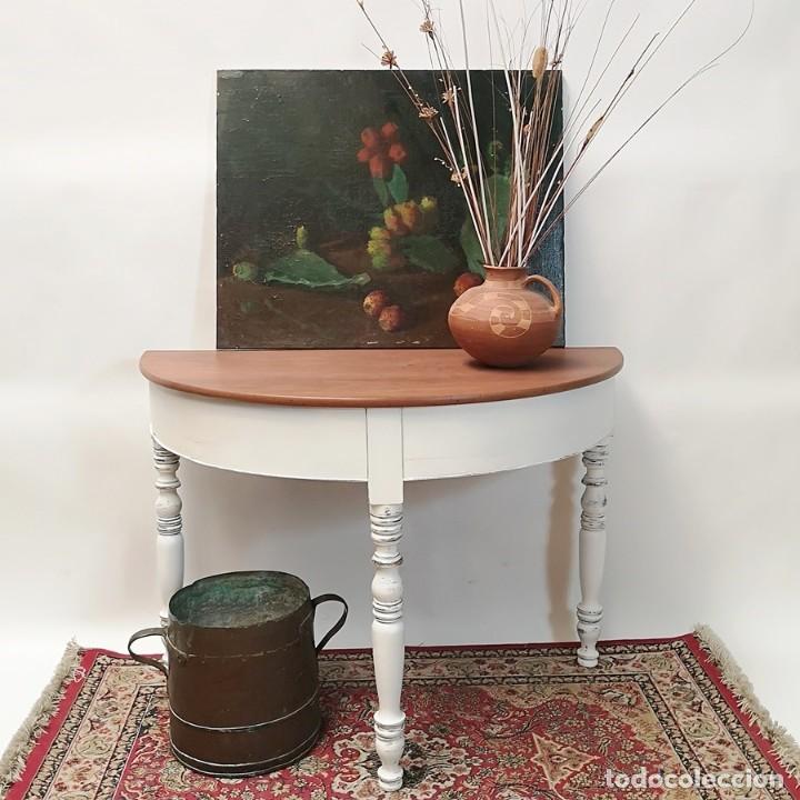 Antig&uuml;edades: Consola Semicircular Restaurada - Foto 1