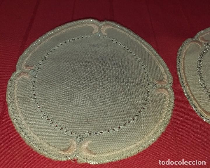 Antig&uuml;edades: 6 POSAVASOS DE TELA - Foto 4