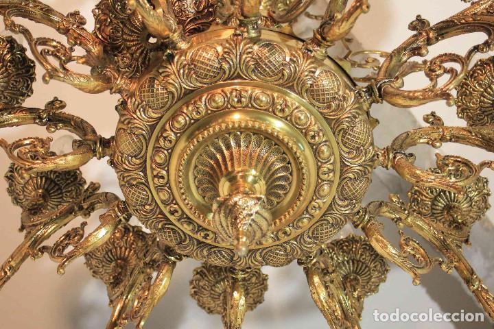 Antig&uuml;edades: LAMPARA BRONCE 24 LUCES - Foto 4