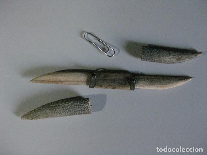 Antig&uuml;edades: DOBLE PUNZON DE MADERA CON PROTECTOR - Foto 1
