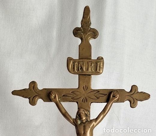 Antig&uuml;edades: CRUZ DE ALTAR DE BRONCE ANTIGUA 2 - Foto 2