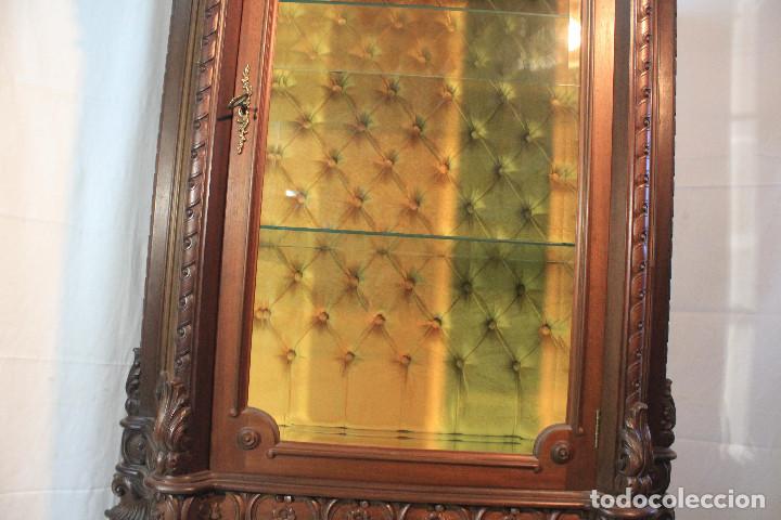 Antig&uuml;edades: VITRINA CAPITONE - Foto 9