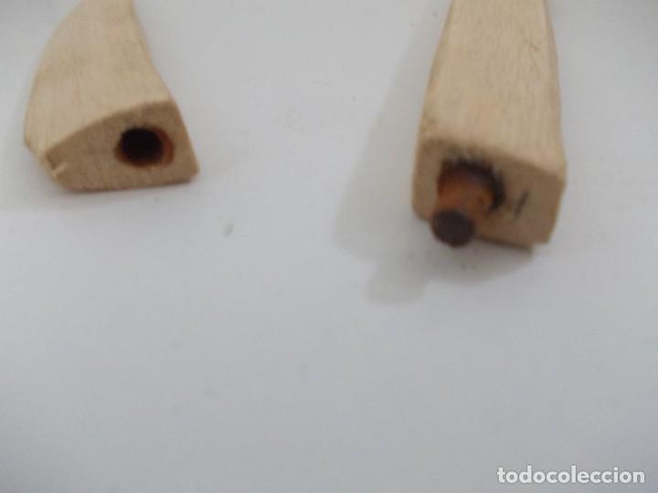 Antig&uuml;edades: Cuchillo fabricado en madera dos piezas - Foto 3