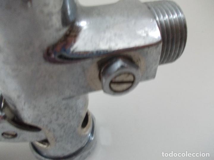 Antig&uuml;edades: Grifo urinario llave de paso Schell - Foto 9