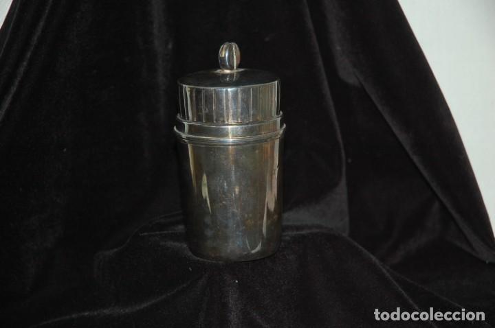 Antiguidades: Azucarero estilo modernista. 15 centimetros de altura