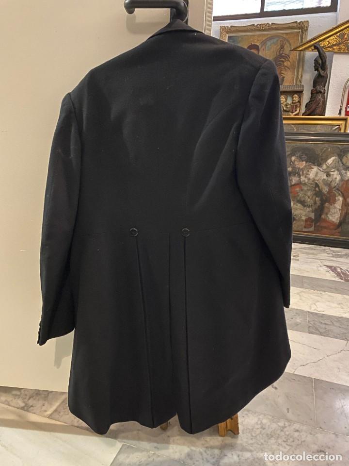 Antig&uuml;edades: magnifico chaque con muceta - Foto 3
